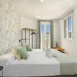 Apartment Casa Milano 3 *